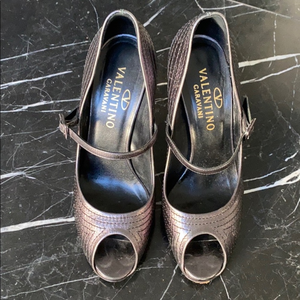 Valentino peep toe heels in metallic black